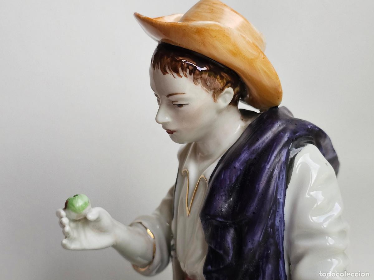 Antig&uuml;edades: FIGURA DE PORCELANA HISPANIA - Foto 3