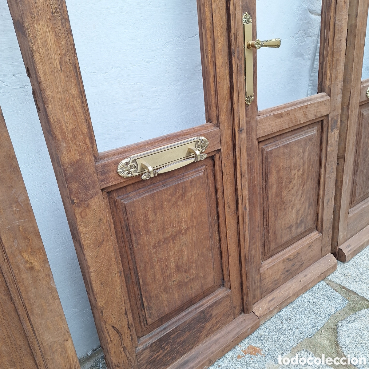 Antig&uuml;edades: Conjunto de puertas macizas - Foto 3