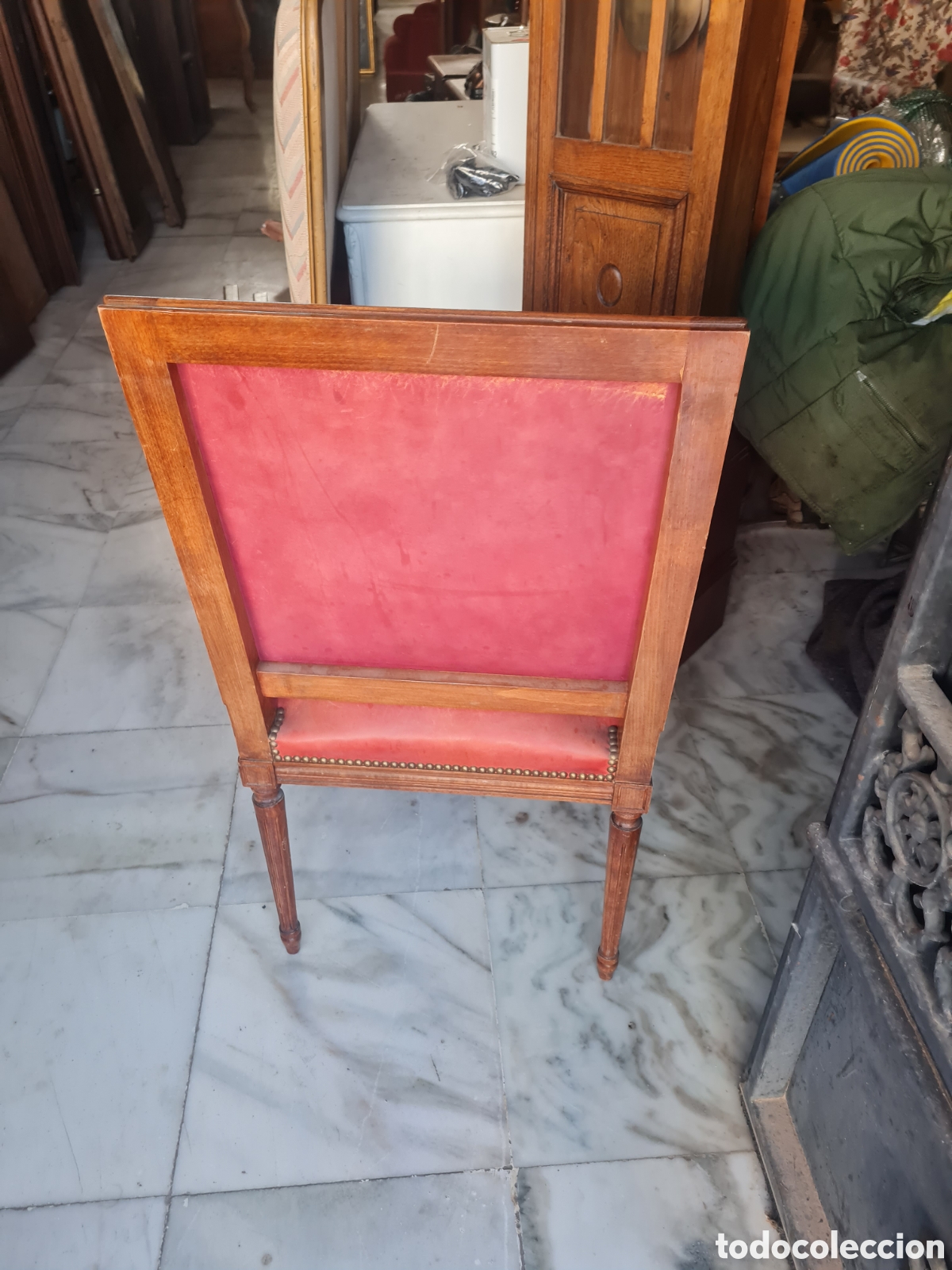 Antig&uuml;edades: Sill&oacute;n estilo Luis 16 en nogal y piel - Foto 6