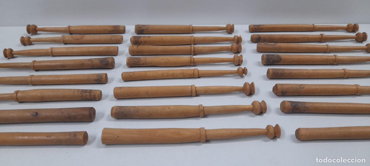 Antig&uuml;edades: BOLILLOS ANTIGUOS EN MADERA - Foto 4
