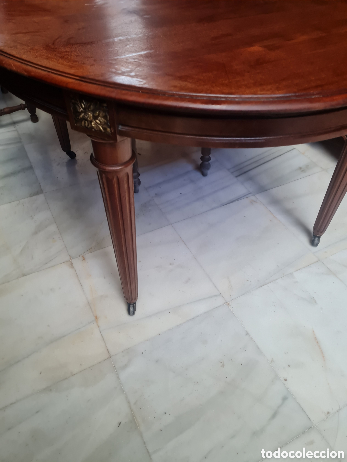 Antig&uuml;edades: Mesa Luis 16 en nogal - Foto 6