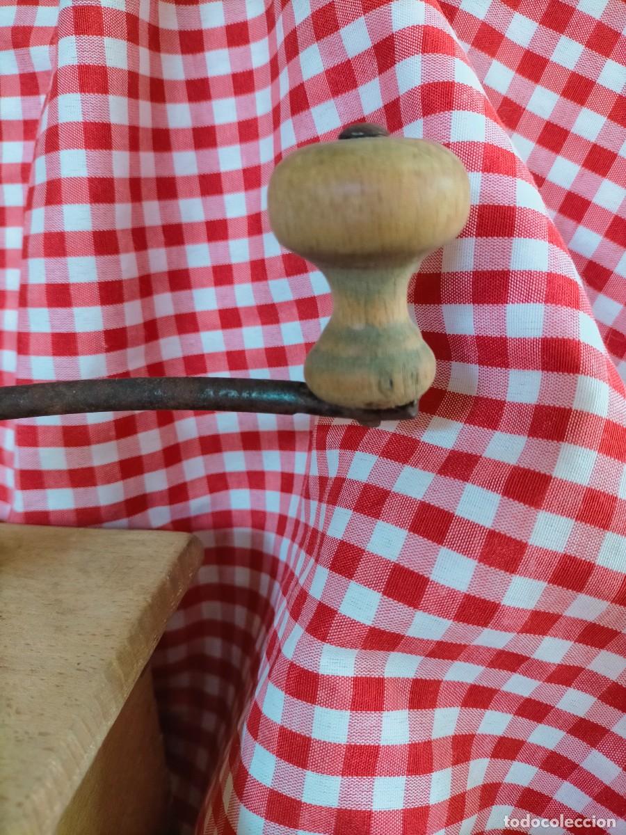 Antig&uuml;edades: MOLINILLO ANTIGUO DE MADERA MUTZIG . FRAMONT . VINTAGE . - Foto 6