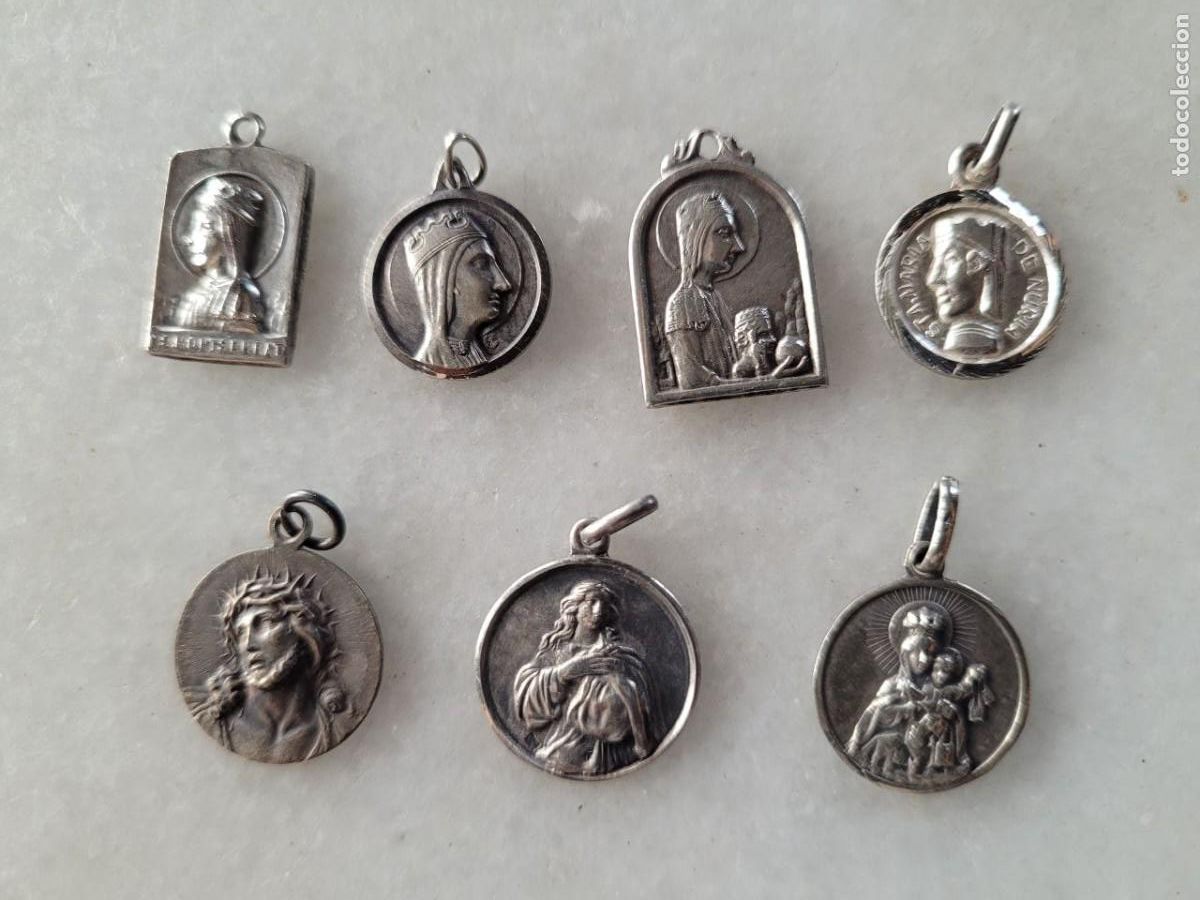 Antig&uuml;edades: 7 MEDALLITAS PLATEADAS RELIGIOSAS - Foto 1