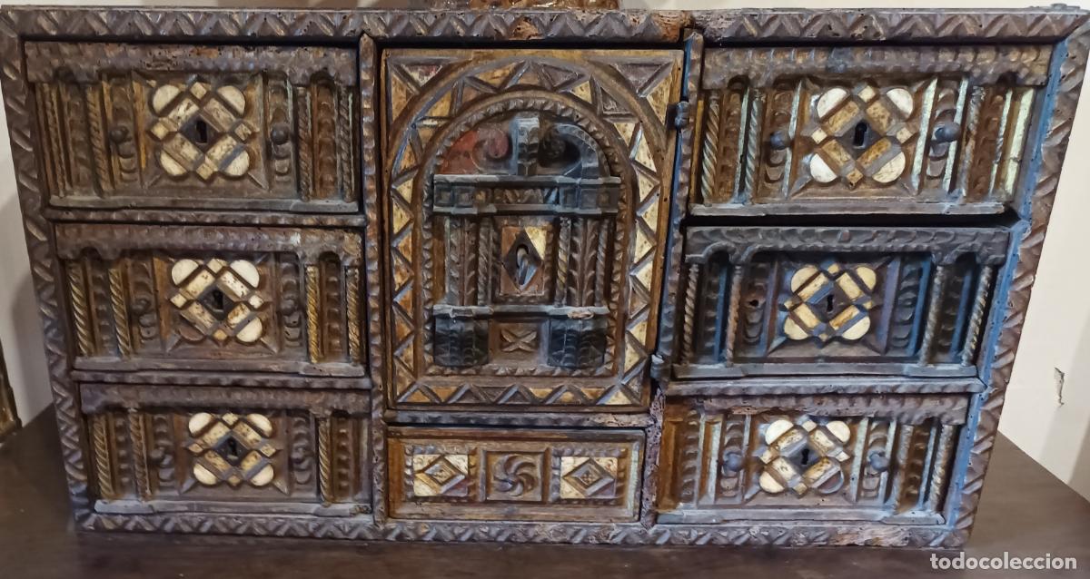 Antig&uuml;edades: Bargue&ntilde;o mud&eacute;jar del S . XVII - Foto 1