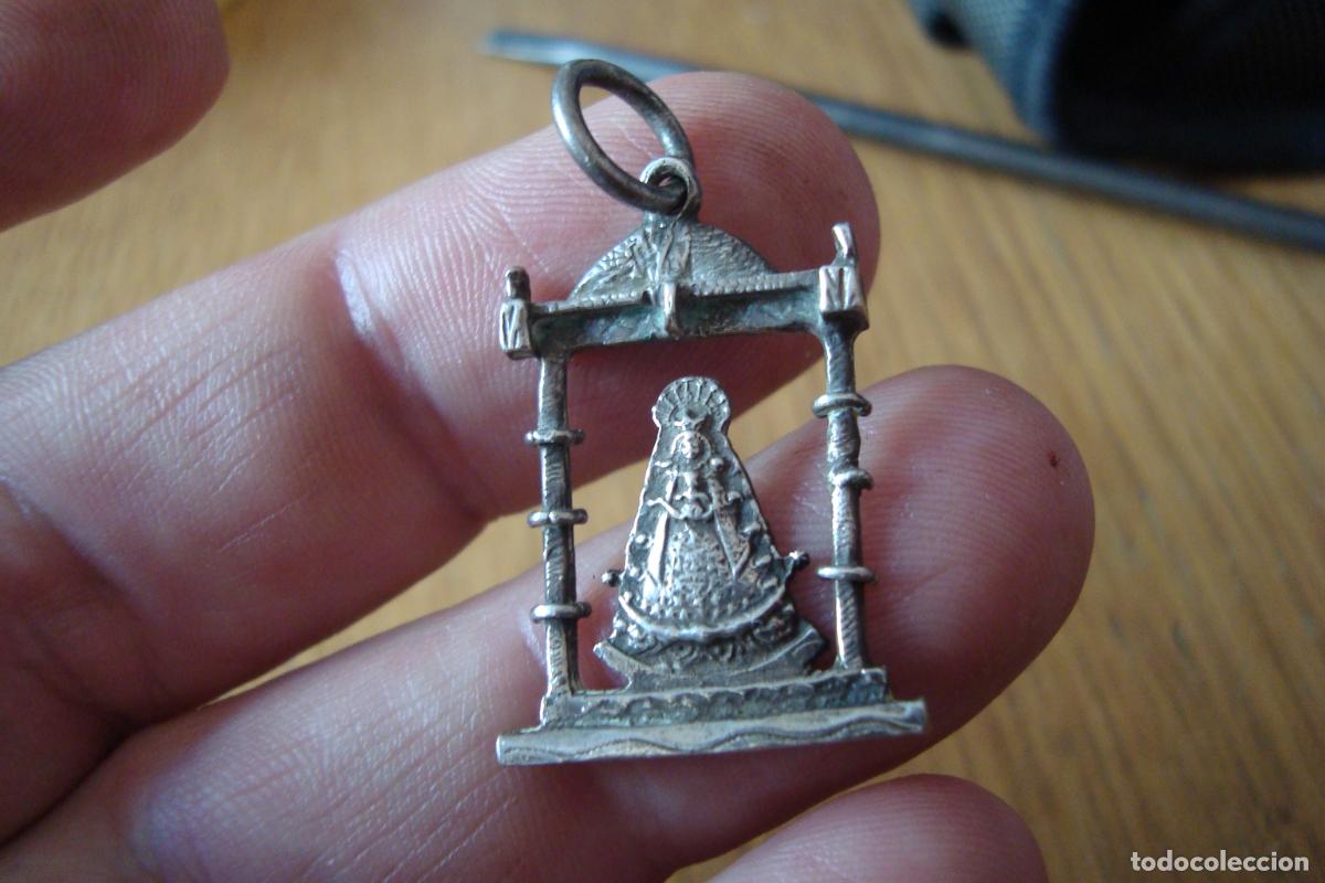 Antig&uuml;edades: ANTIGUA MEDALLA VIRGEN DEL ROCIO - Foto 1