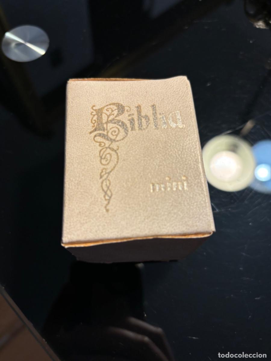 Antig&uuml;edades: Mini biblias miniatura devoci&oacute;n particular - Foto 2