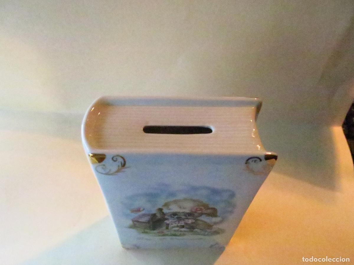 Antig&uuml;edades: HUCHA FORMA LIBRO PORCELANA PUCH & DEF - Foto 2