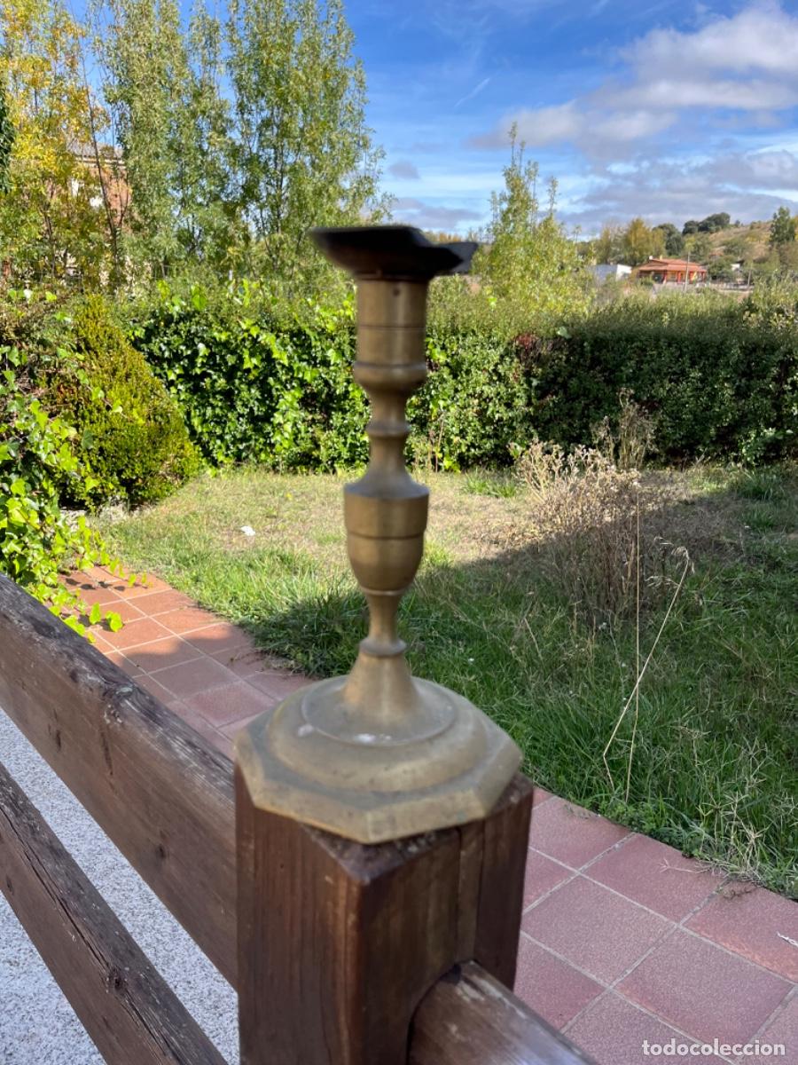Antig&uuml;edades: Candelabro, bronce, capilla - Foto 1