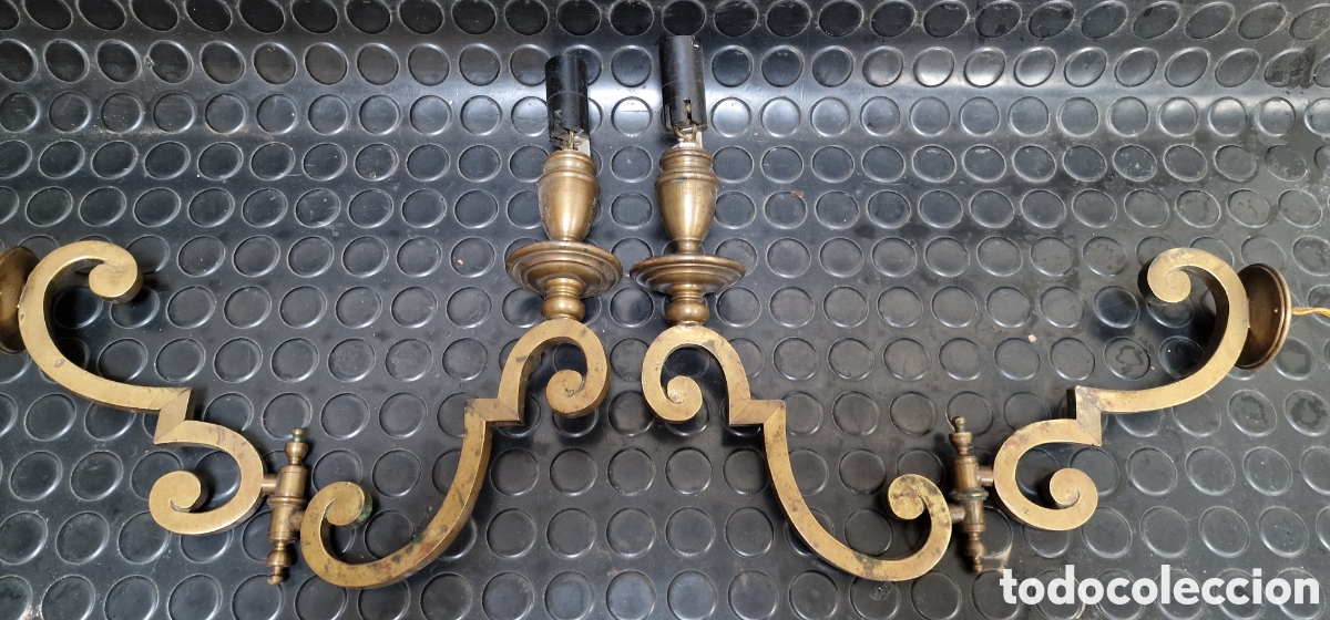 Antig&uuml;edades: Pareja de apliques plegables en bronce - Foto 5