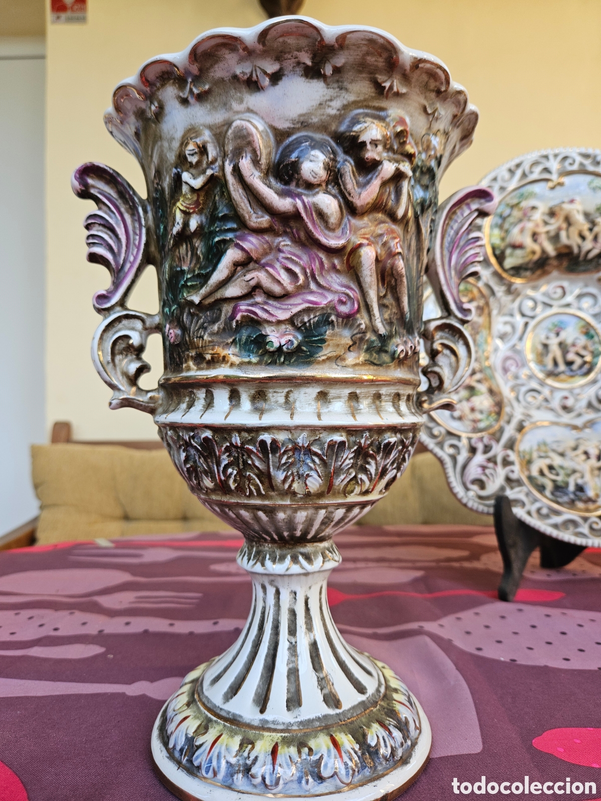 Antig&uuml;edades: Conjunto jarrones y plato CAPODIMONTE. - Foto 7