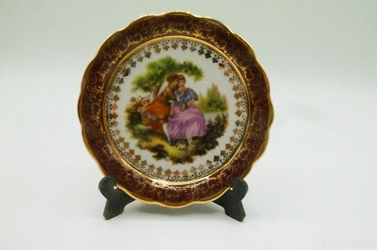 Antig&uuml;edades: Mini platito escena fragonard. Limoges - Foto 1