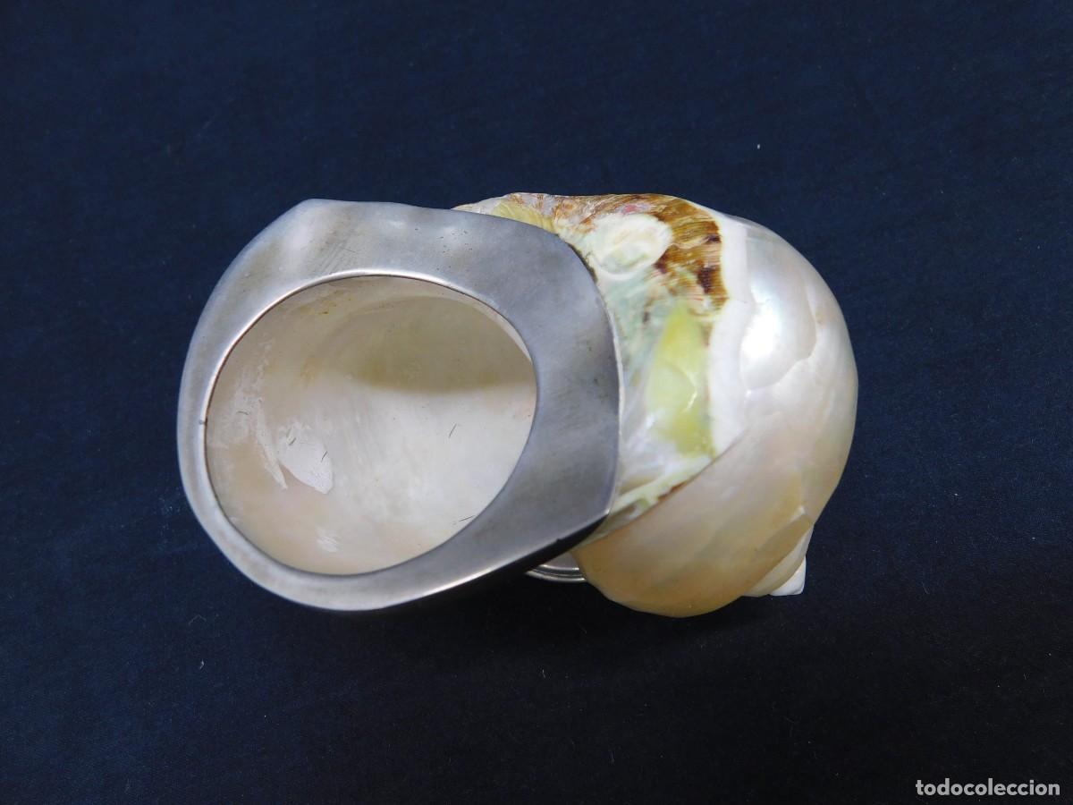 Antig&uuml;edades: CARACOLA CON ADORNOS DE PLATA - Foto 2