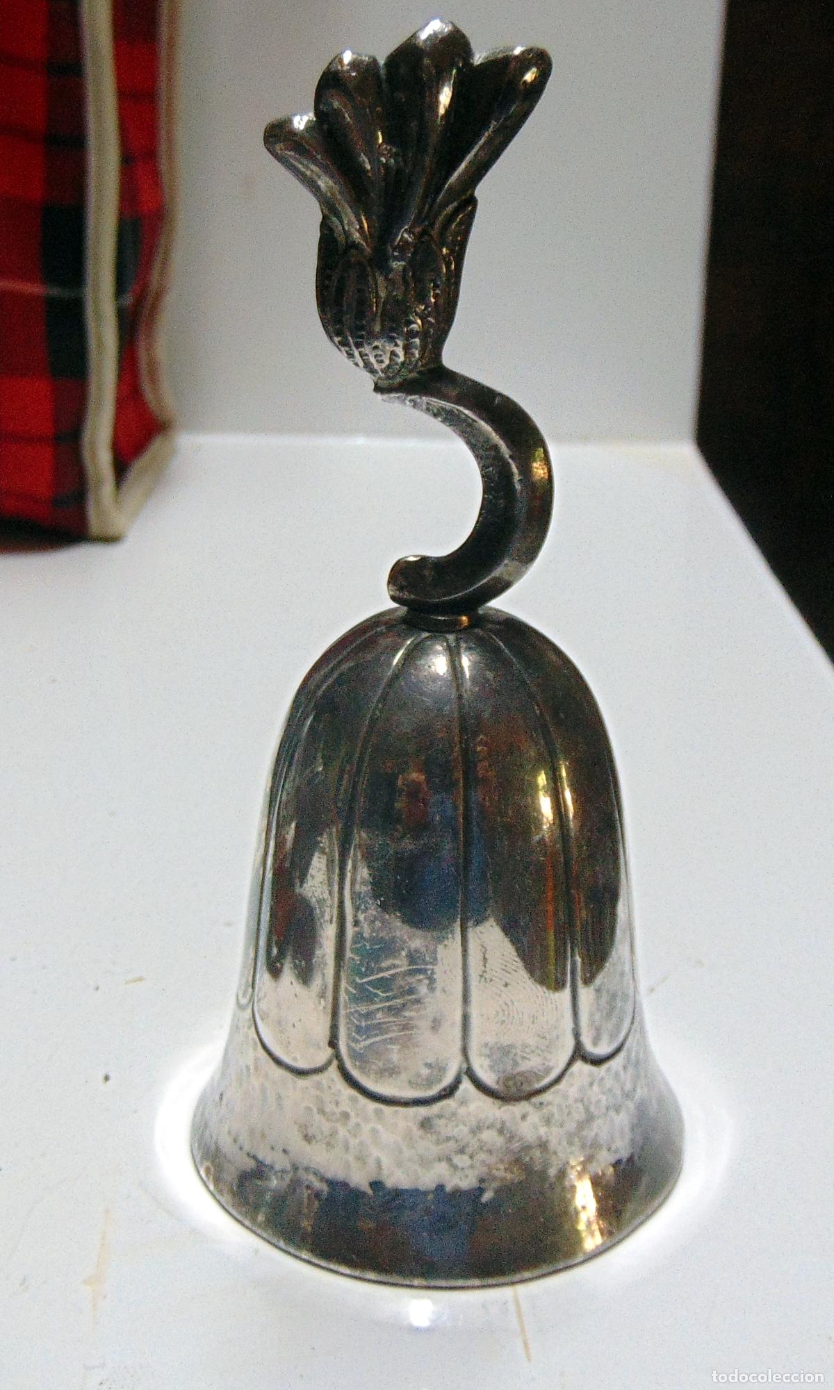 Antig&uuml;edades: CAMPANILLA PLATEADA , COMPLETA , DESCOMOZCO MATERIAL 12 CM - Foto 1