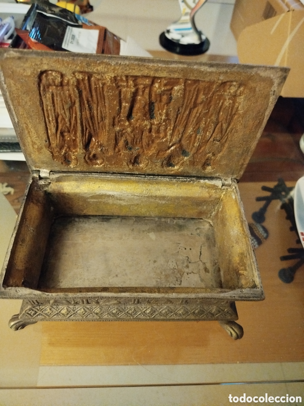 Antig&uuml;edades: Caja joyero cofre bronce y lat&oacute;n - Foto 4