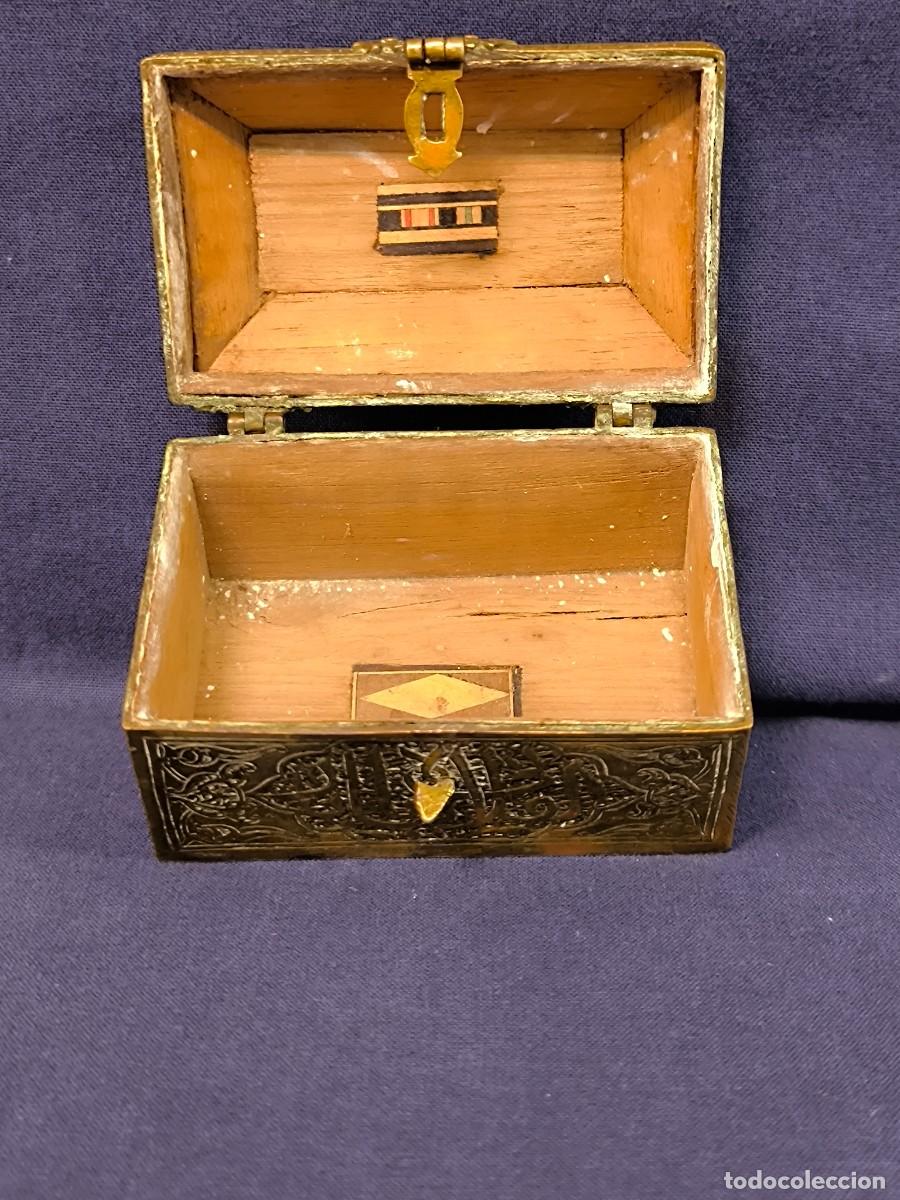 Antig&uuml;edades: CAJA ORIENTAL EN BRONCE E INCRIPCIONES - Foto 5