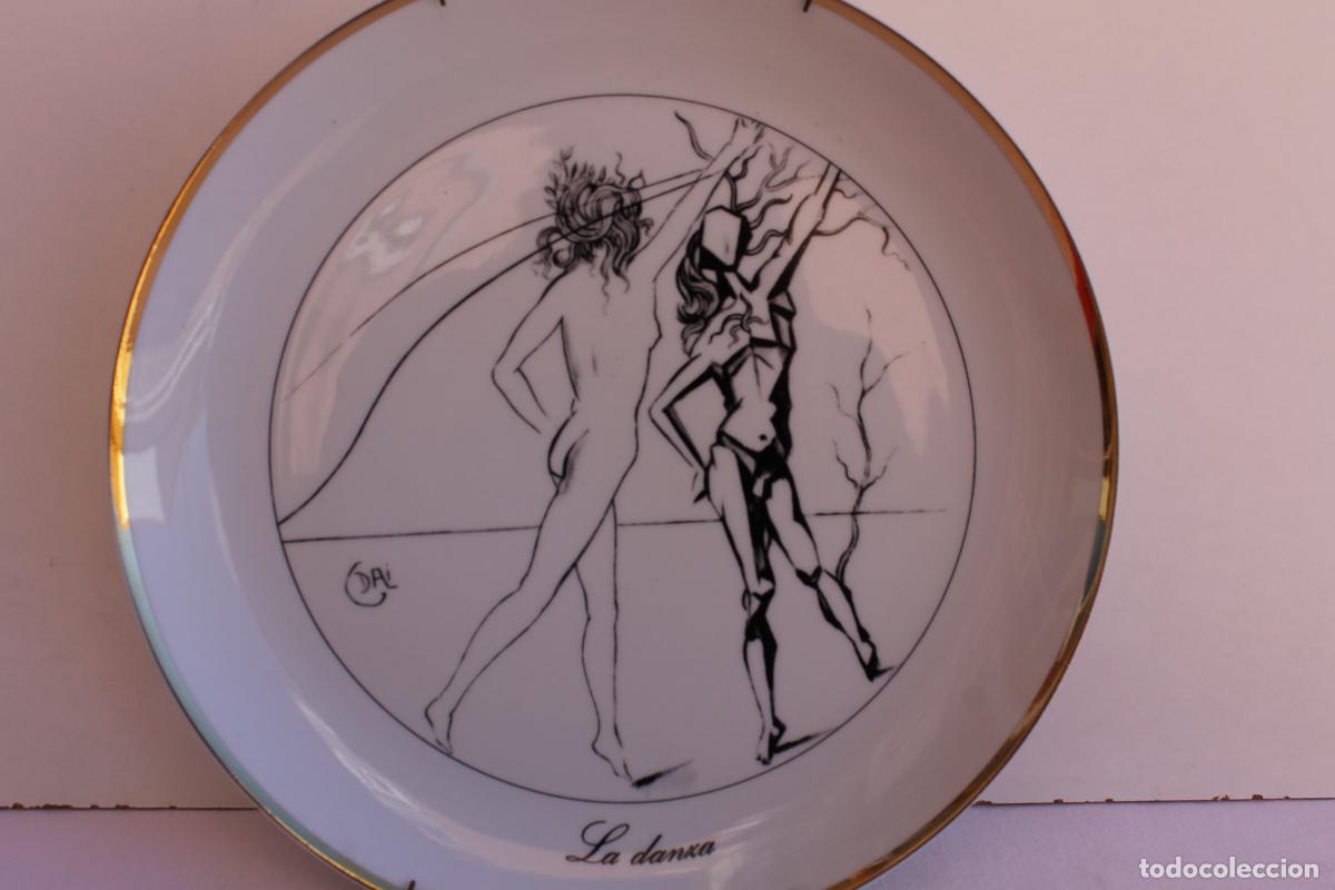 Antig&uuml;edades: PLATO DE PORCELANA DE DALI LA DANZA - Foto 2