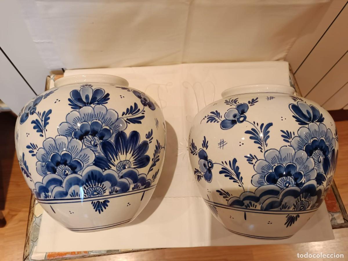 Antig&uuml;edades: 3 jarrones ceramica delft - Foto 6