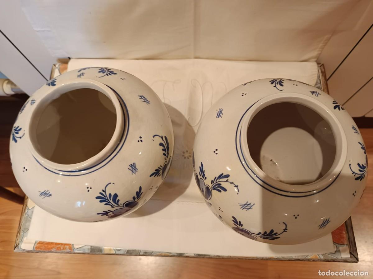 Antig&uuml;edades: 3 jarrones ceramica delft - Foto 8