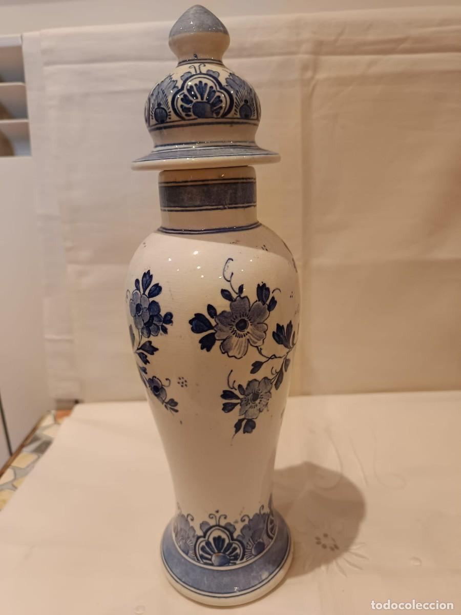 Antig&uuml;edades: 2 jarrones de cer&aacute;mica de delft - Foto 4