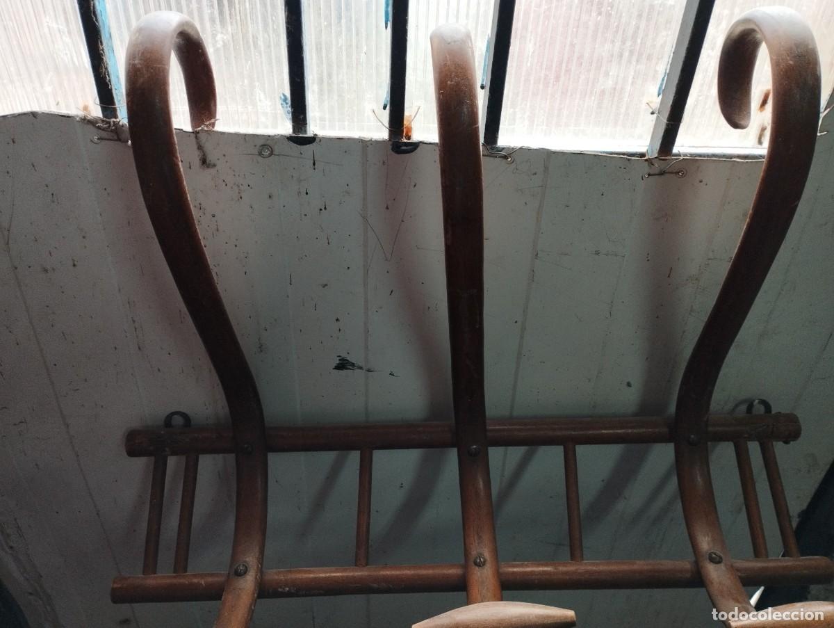 Antig&uuml;edades: Perchero de pared antiguo - Foto 3