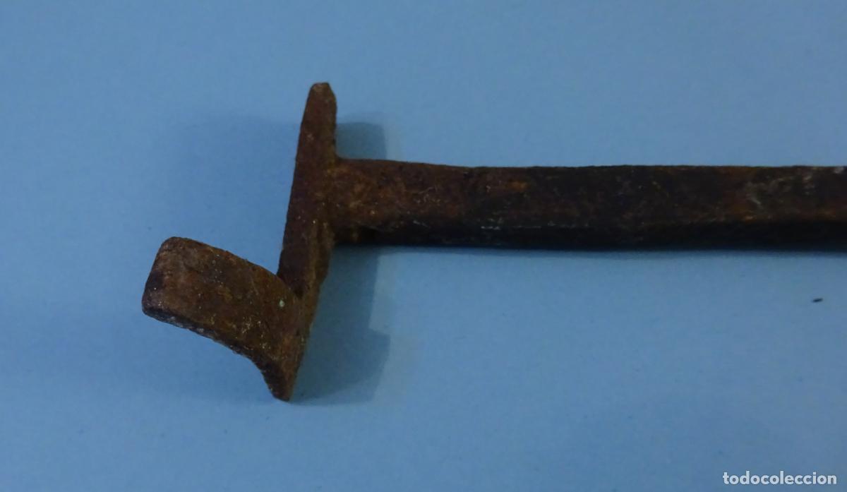 Antig&uuml;edades: HERRAMIENTA A IDENTIFICAR CON MANGO DE MADERA. LONGITUD 42 CM - Foto 3
