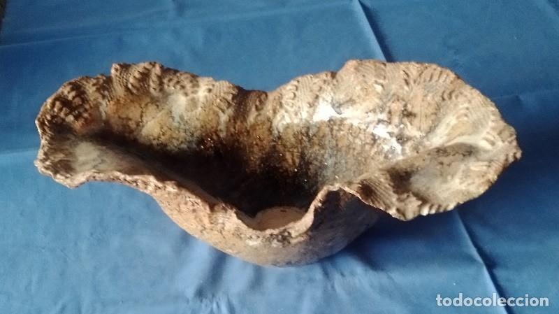 Antig&uuml;edades: Centro de mesa de barro barnizado - Foto 3