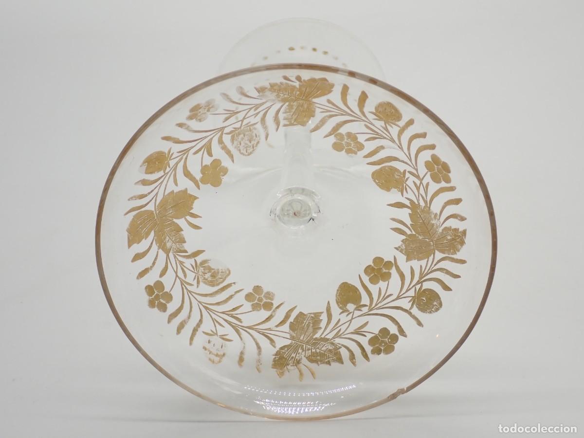 Antig&uuml;edades: COPA DE CRISTAL GRABADO Y DORADO - Foto 2