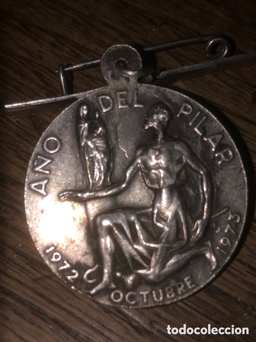 Antig&uuml;edades: Medalla a&ntilde;o del pilar (1972/1973) - Foto 3