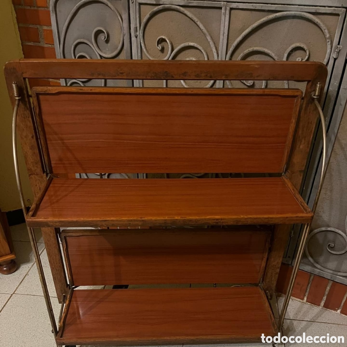 Antig&uuml;edades: Camarera/mesa de servicio - Foto 3