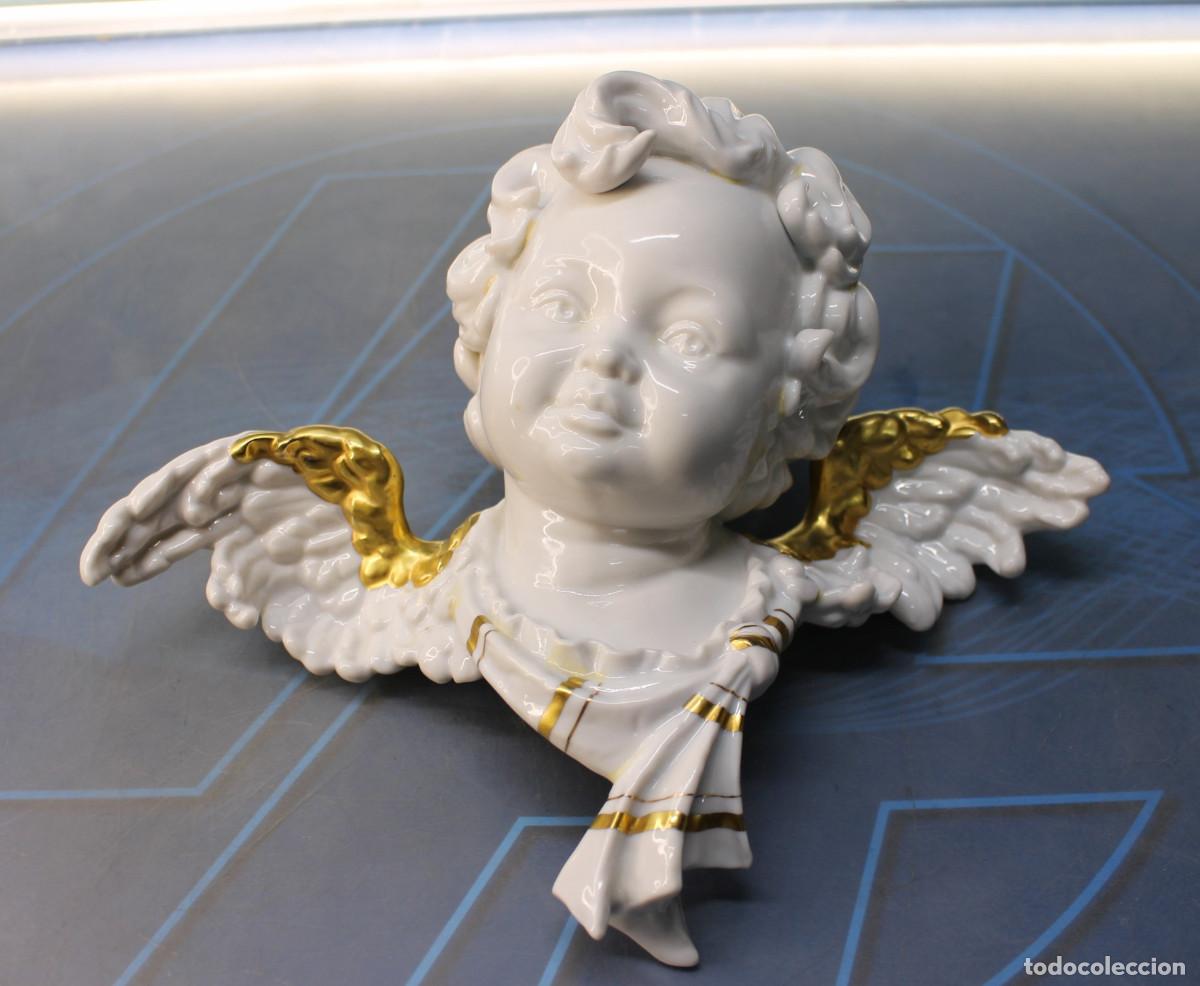 Antiquit&eacute;s: L&oacute;pez Moreno. &Aacute;ngel, querub&iacute;n en porcelana blanca y oro.