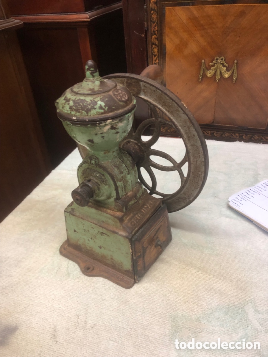 Antiguidades: Molinillo de cafe antiguo