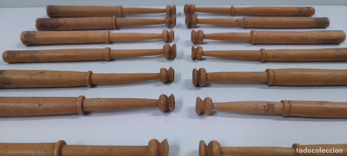 Antig&uuml;edades: BOLILLOS ANTIGUOS EN MADERA - Foto 4