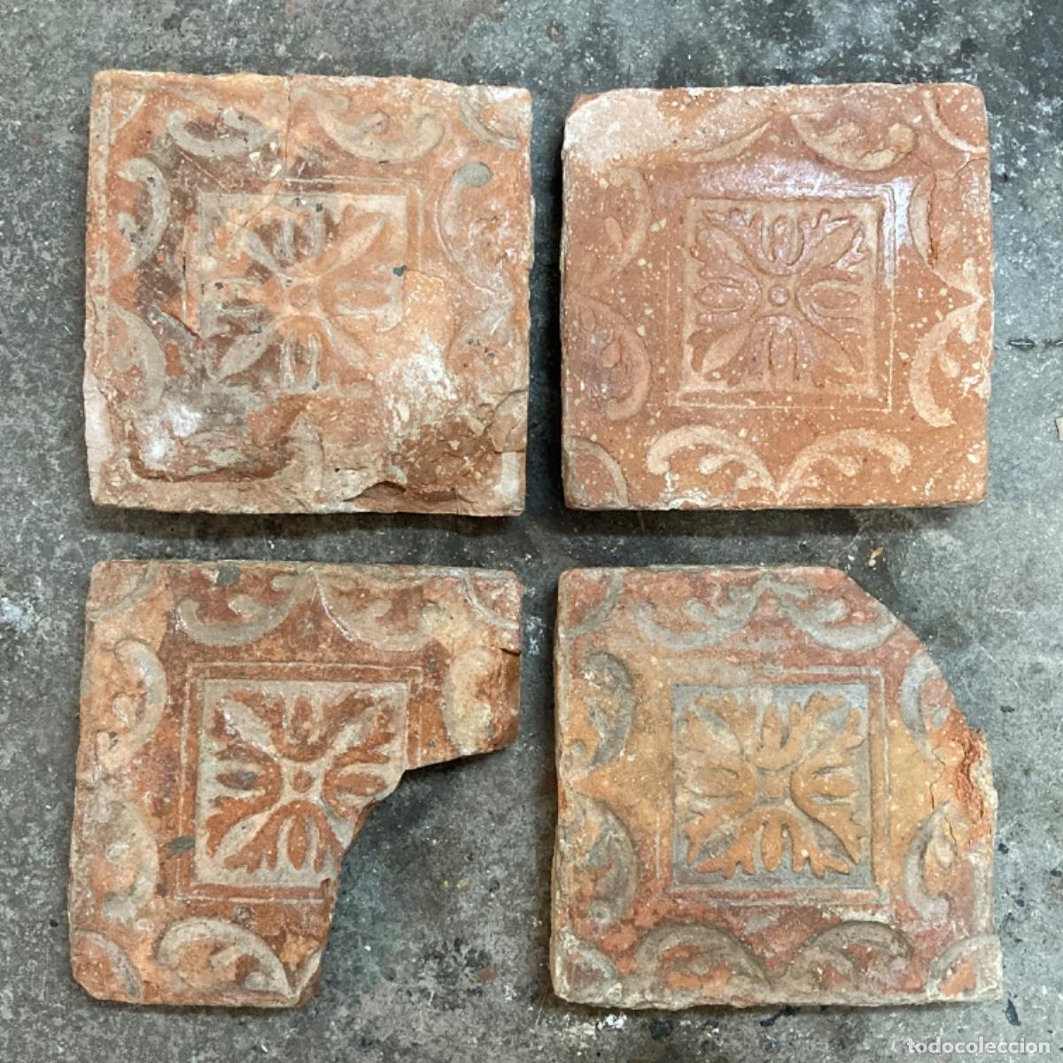 Antig&uuml;edades: Lote de Azulejos S.XVI - Manises? - Foto 2