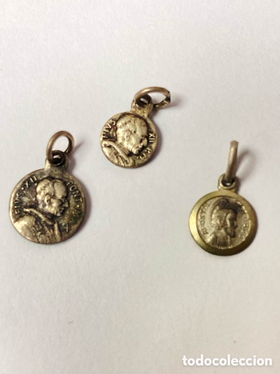 Antig&uuml;edades: Tres medallas plata / c322 - Foto 1