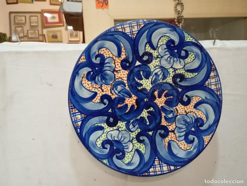 Antig&uuml;edades: plato de ceramica rustica - Foto 1