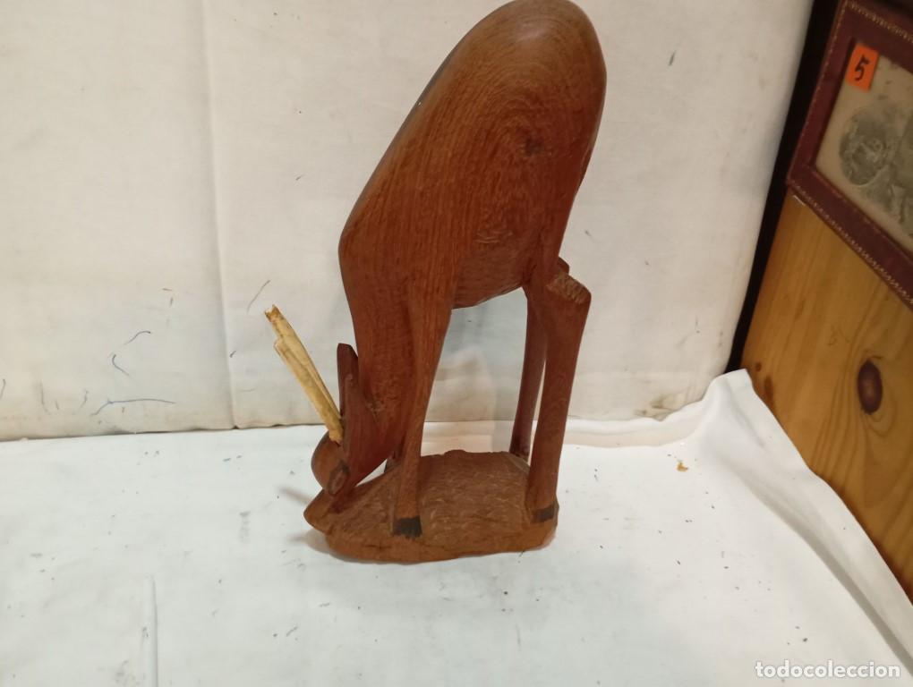 Antig&uuml;edades: ciervo de madera africana - Foto 2