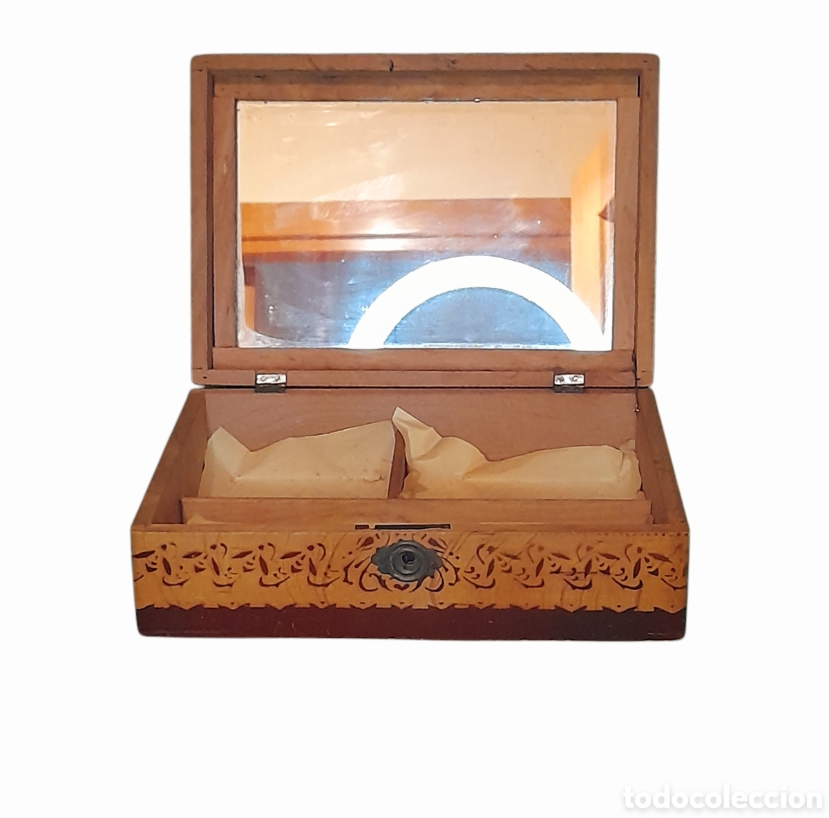 Antig&uuml;edades: Joyero de madera antiguo. - Foto 2