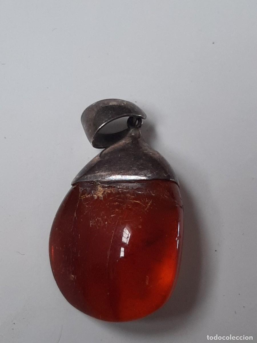 Antig&uuml;edades: Colgante plata y ambar - Foto 1