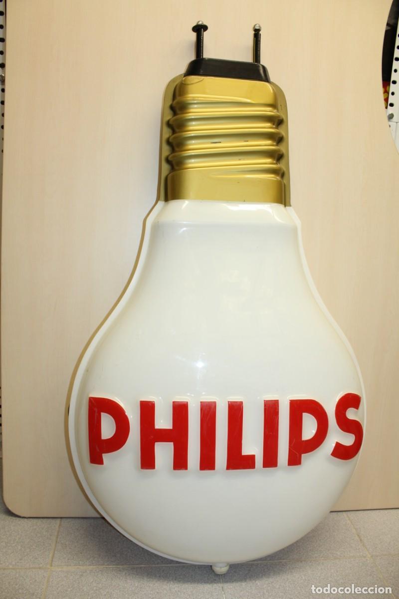 Antig&uuml;edades: ANTIGUO LUMINOSO BOMBILLA PHILIPS - Foto 1