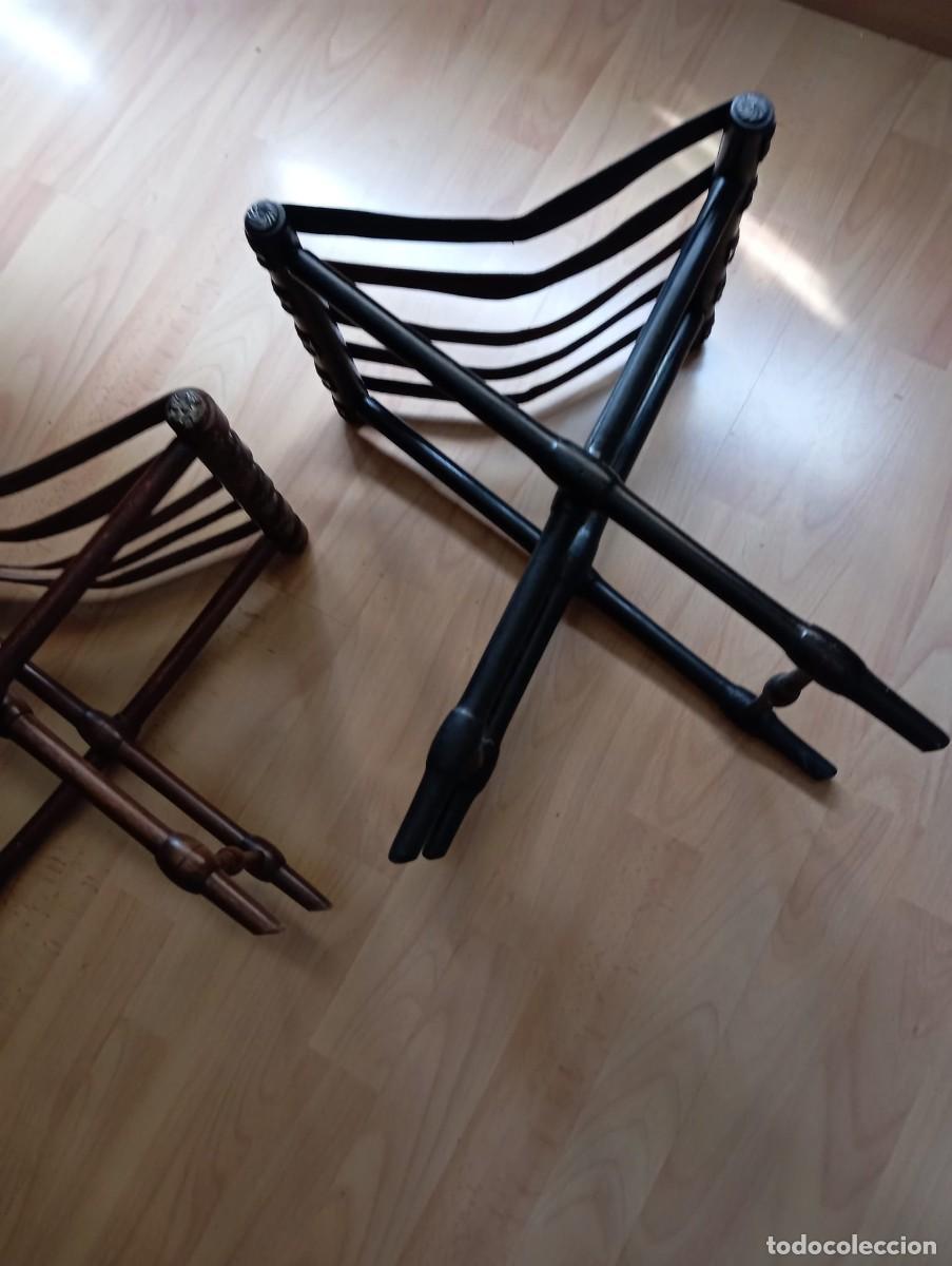Antig&uuml;edades: Antiguas sillas de misa. - Foto 3