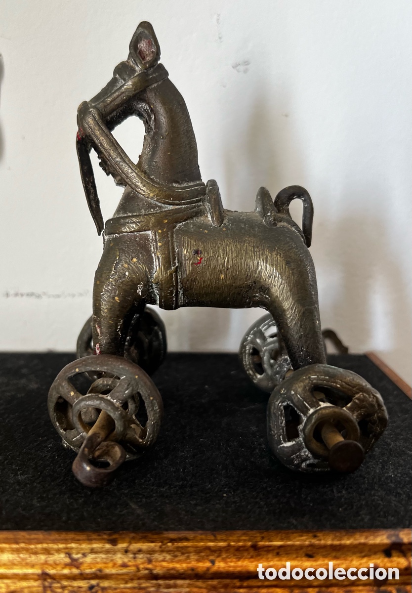 Antig&uuml;edades: Caballo de bronce Hind&uacute; - Foto 9