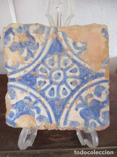 Antig&uuml;edades: Azulejo gotico Valenciano - Foto 1