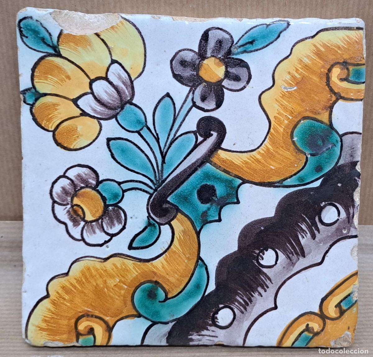 Antig&uuml;edades: Azulejo catal&aacute;n del siglo XVIII - Foto 1
