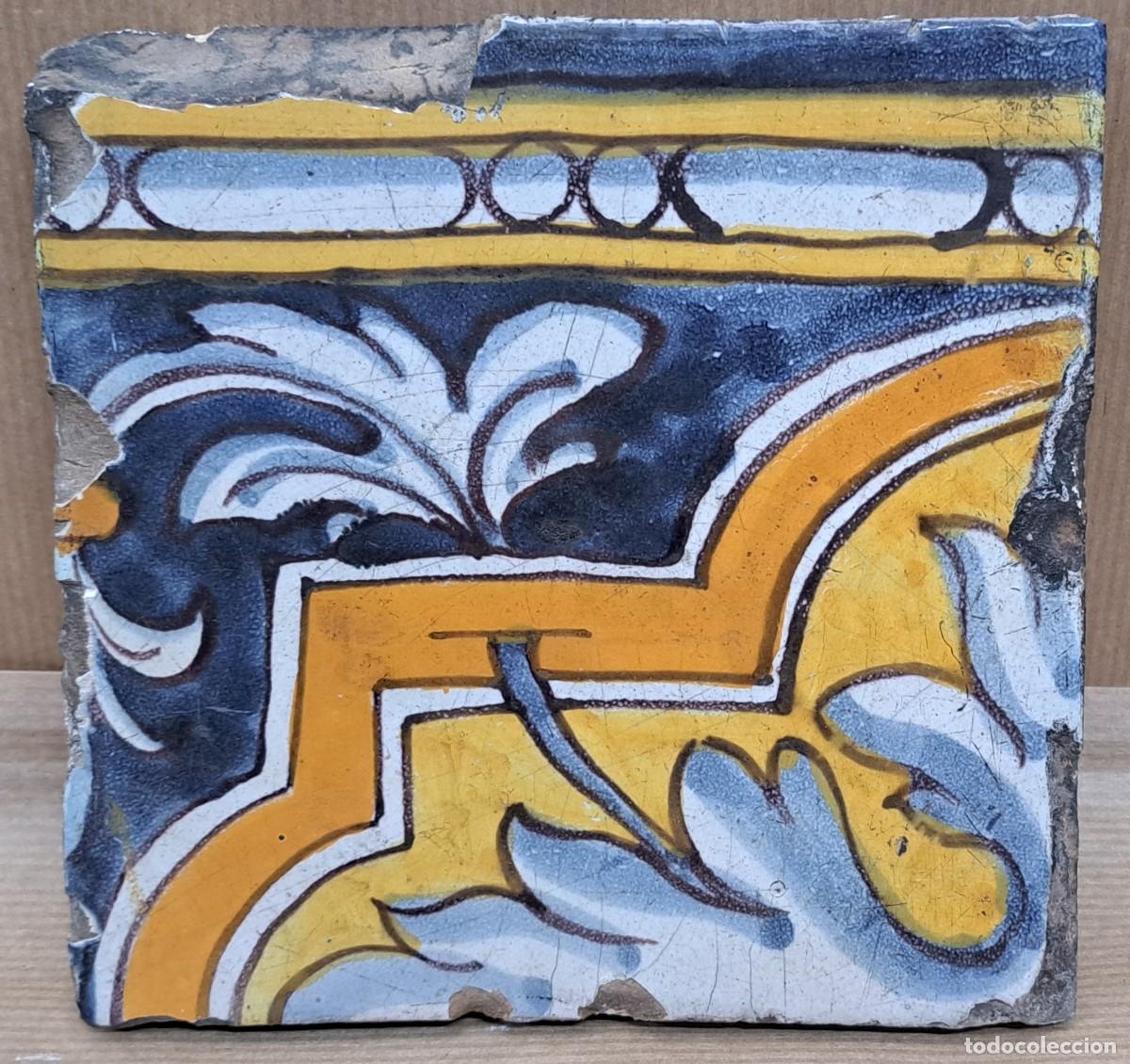 Antig&uuml;edades: Azulejo catal&aacute;n del siglo XVIII - Foto 2