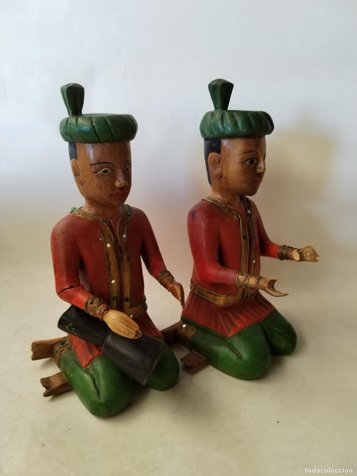 Antig&uuml;edades: pareja de musicos hind&uacute;s de madera - Foto 4