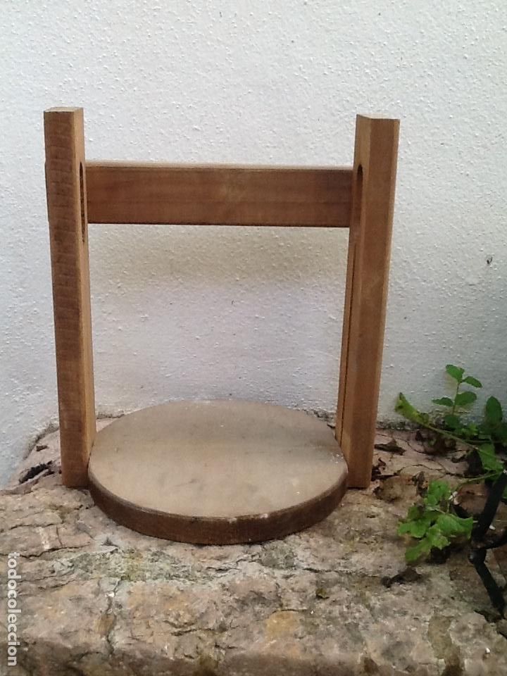 Antig&uuml;edades: TABLA PARA CORTAR QUESOS - Foto 1