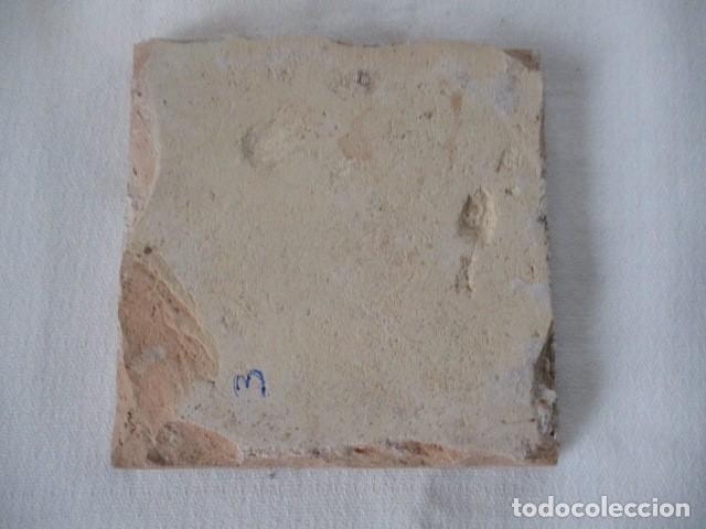 Antig&uuml;edades: Azulejo de Talavera del siglo XVI (3) - Foto 2