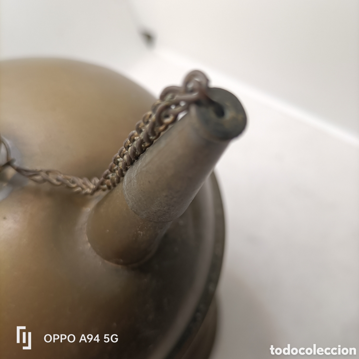Antig&uuml;edades: Botijo Antiguo en Lat&oacute;n - Foto 4