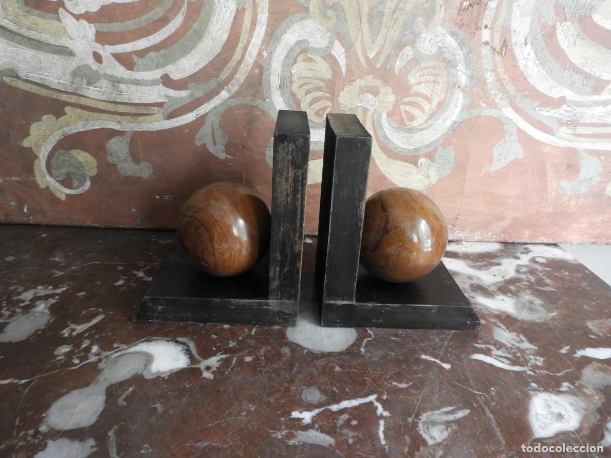 Antig&uuml;edades: PAREJA DE APOYALIBROS ART DECO DE MADERA - Foto 6