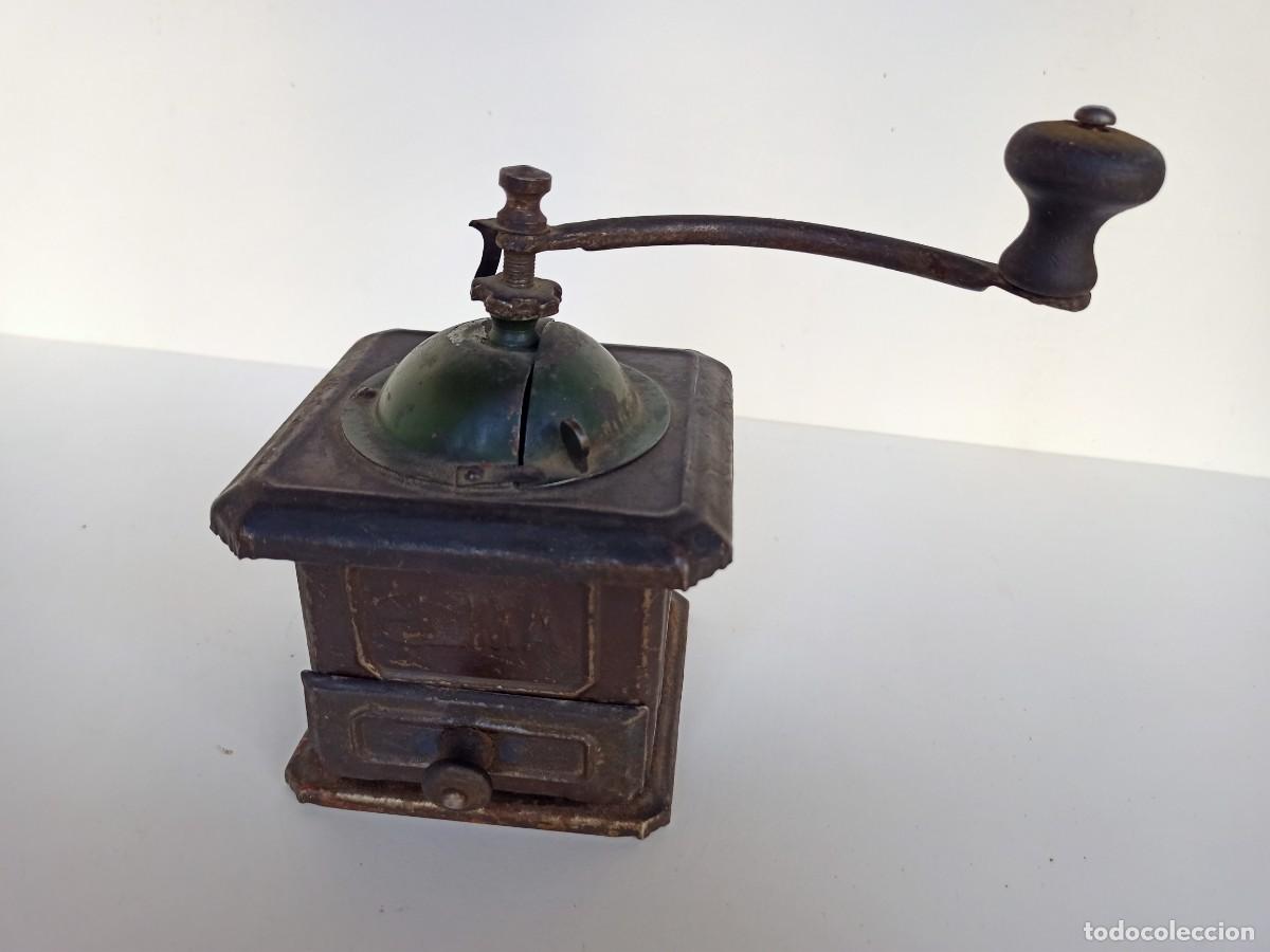 Antiquit&auml;ten: Molinillo de caf&eacute;, Elma